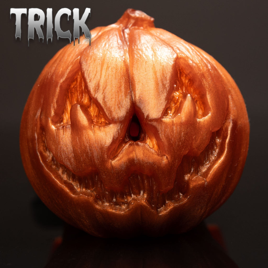 » Halloween Collectible Sleeve: Trick or Treat (100% off)